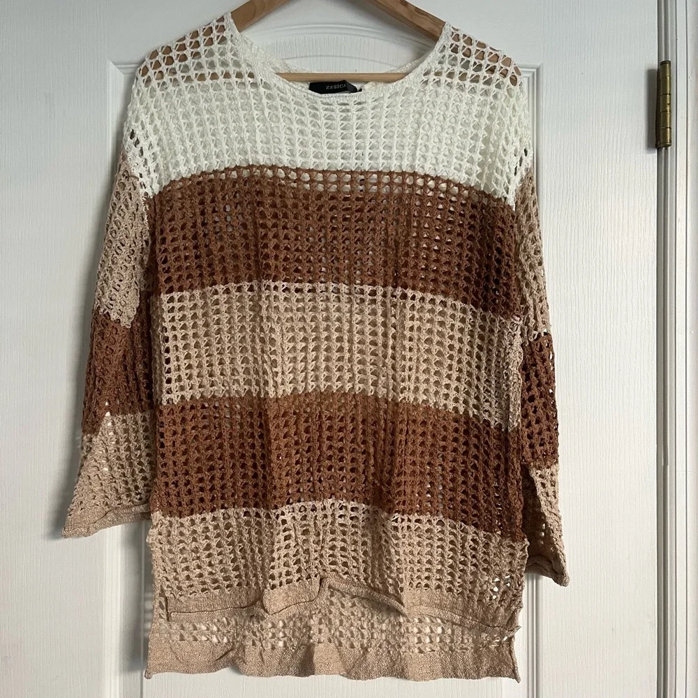 LAST CHANCE! NWT Crochet Top - Picture 1 of 3